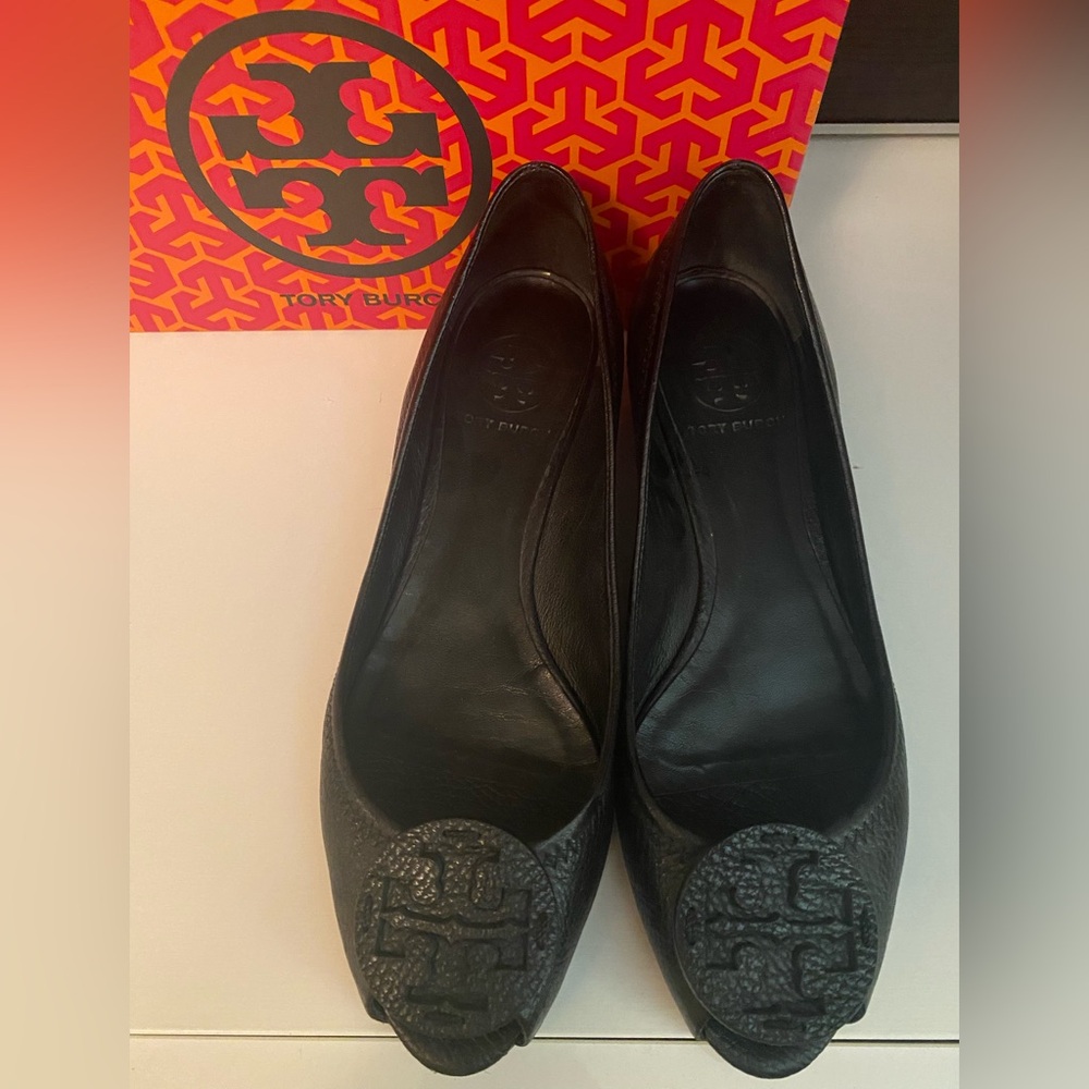 Tory Burch Kitty Tumbled Black Leather Open-Toe Slip-on Shoes 7.5 Low Heel